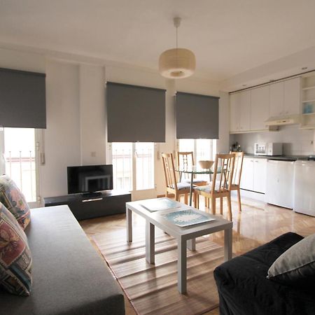 Apartamentos Goyescas Deco Madrid Chambre photo
