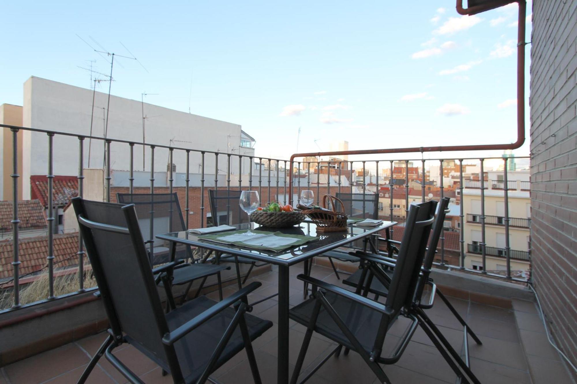 Apartamentos Goyescas Deco Madrid Chambre photo