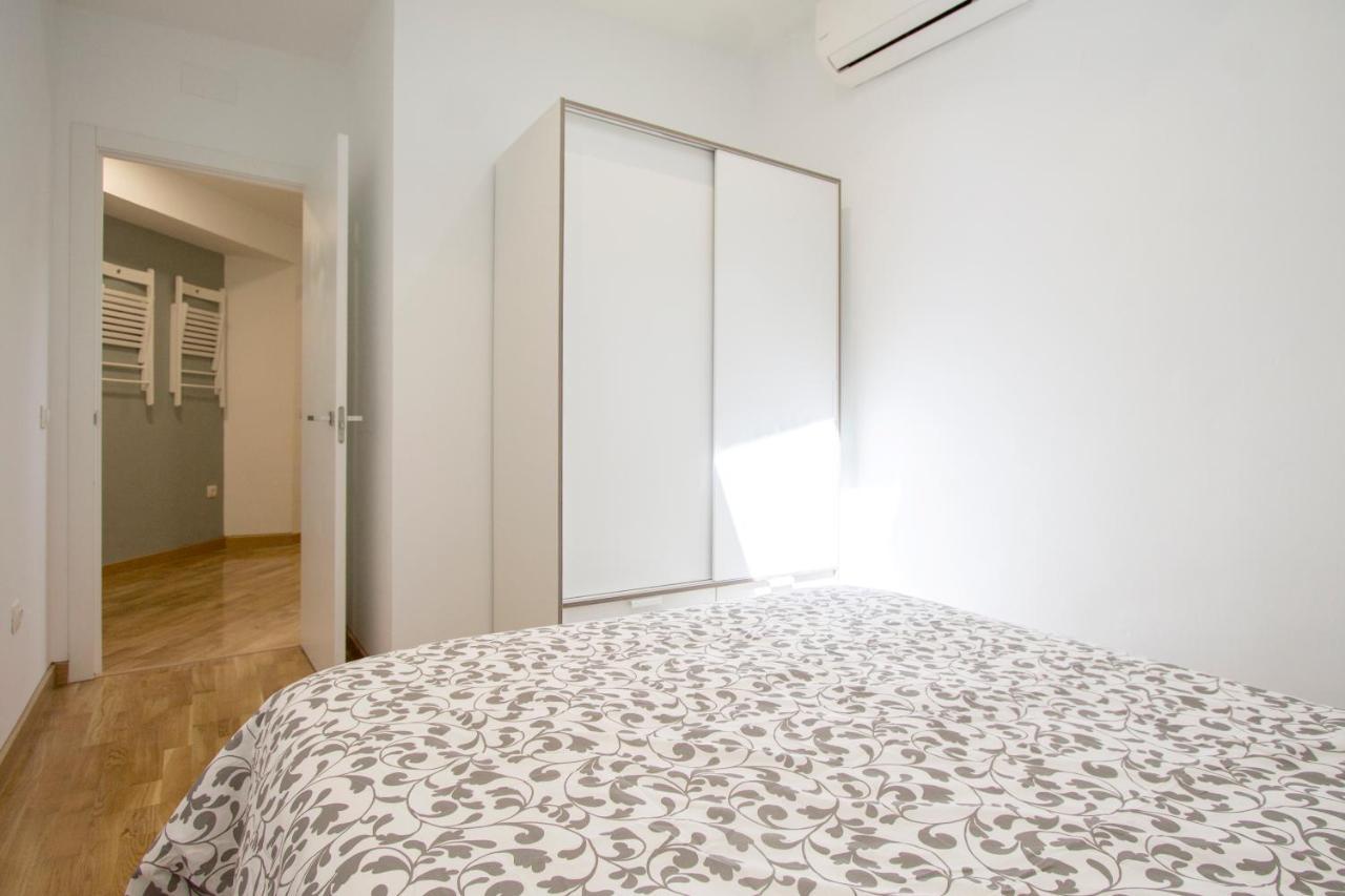 Apartamentos Goyescas Deco Madrid Extérieur photo
